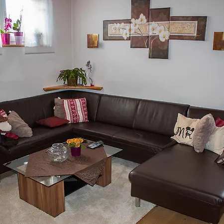 Mirtei Apartment *
